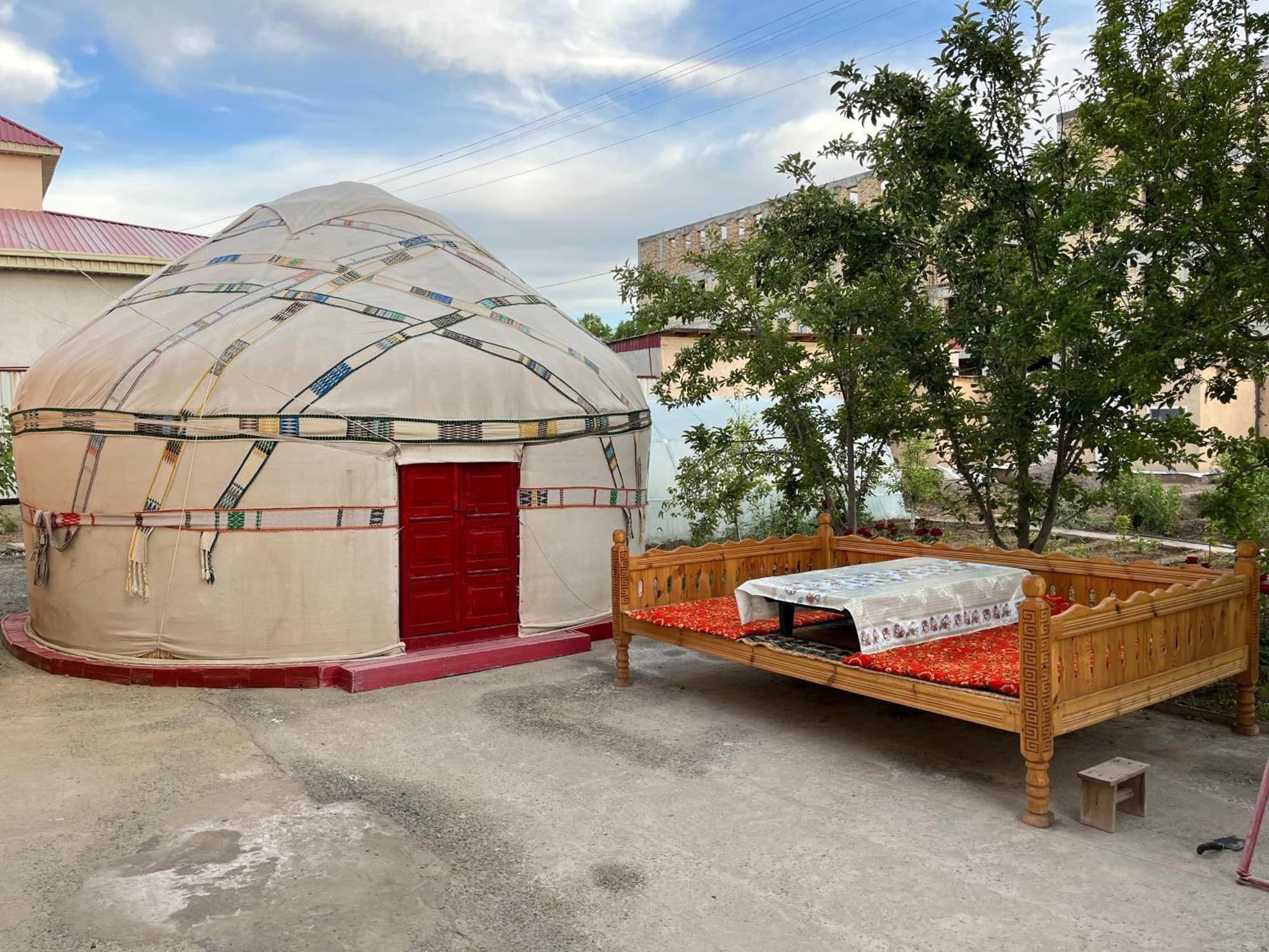 Nukus Guest House Exterior photo